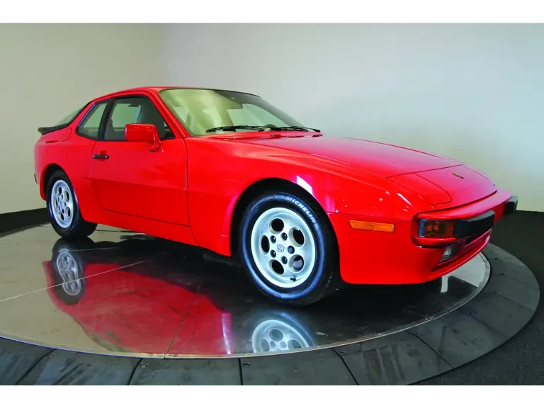 1987 Porsche 944 - Image 2 of 2