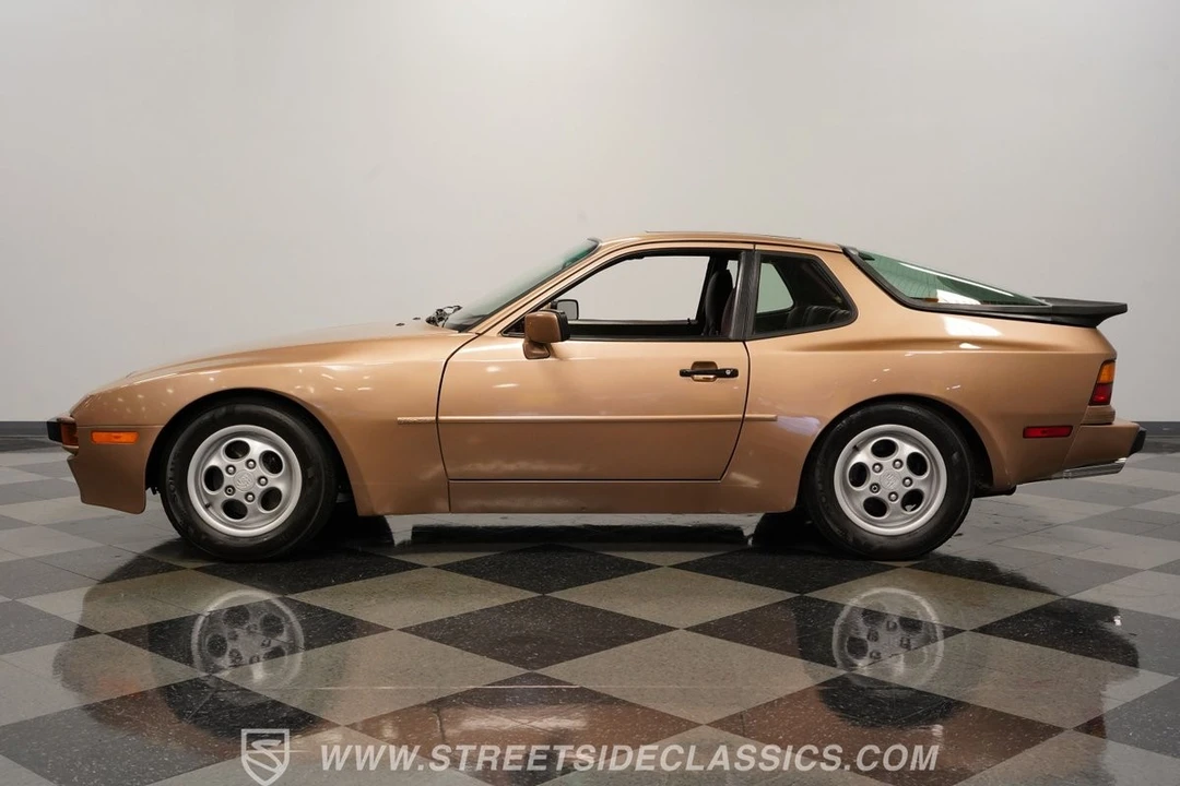 1987 Porsche 944 S - Image 7 of 12