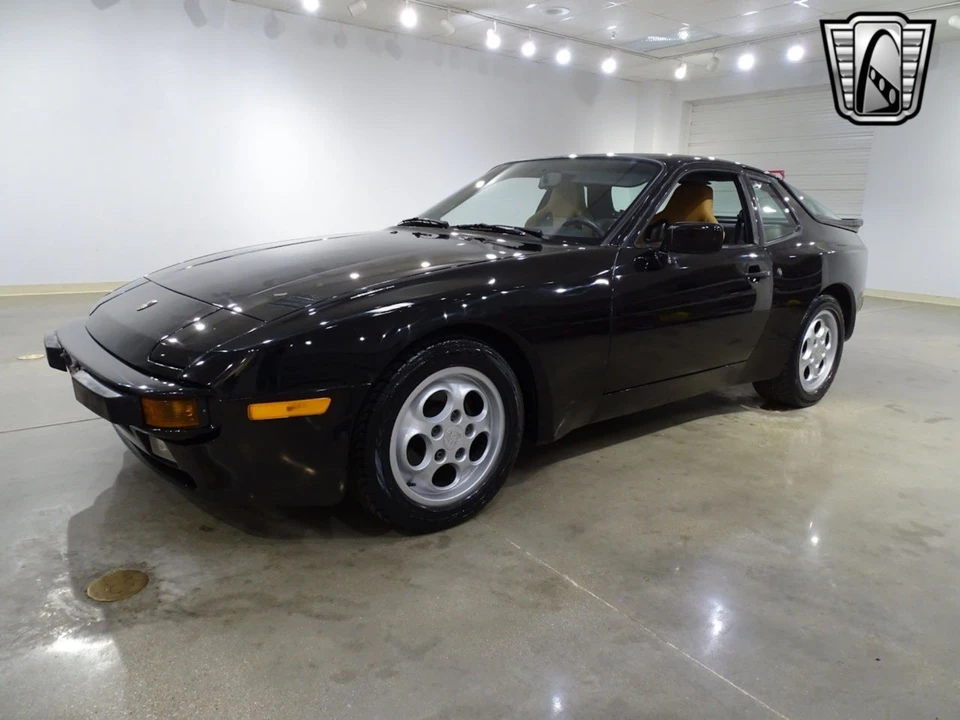 1987 Porsche 944 S - Image 3 of 12