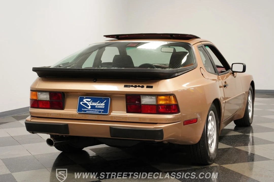 1987 Porsche 944 S - Image 12 of 12