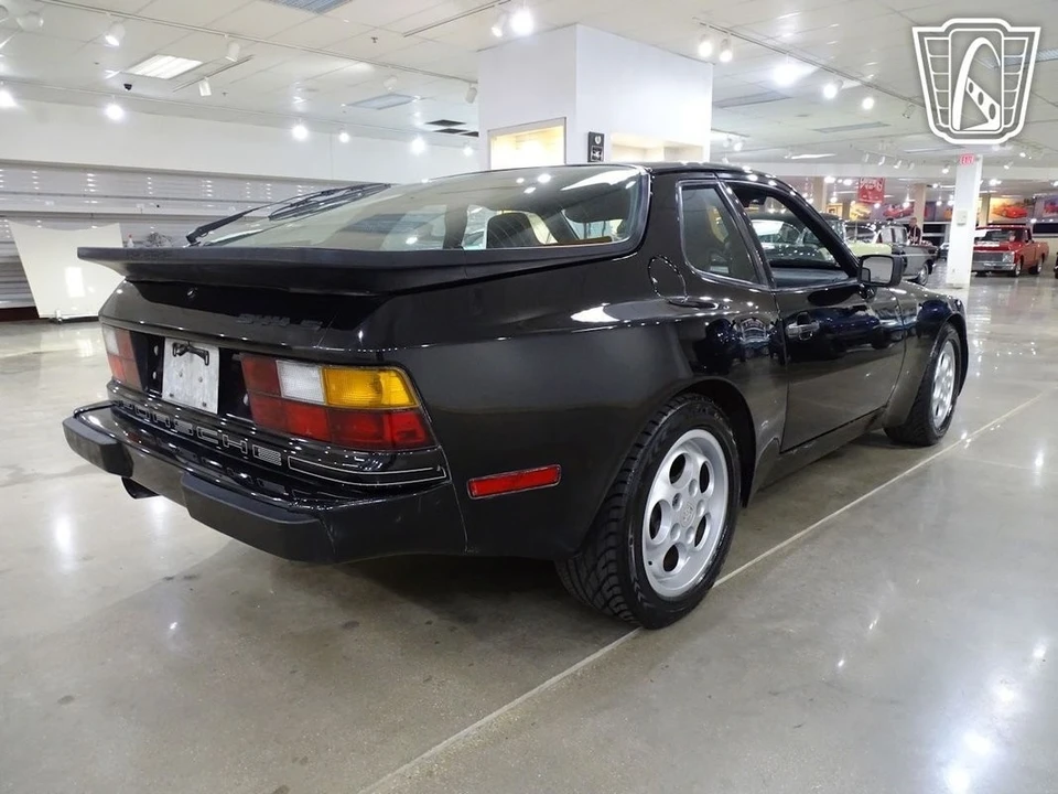1987 Porsche 944 S - Image 18 of 21