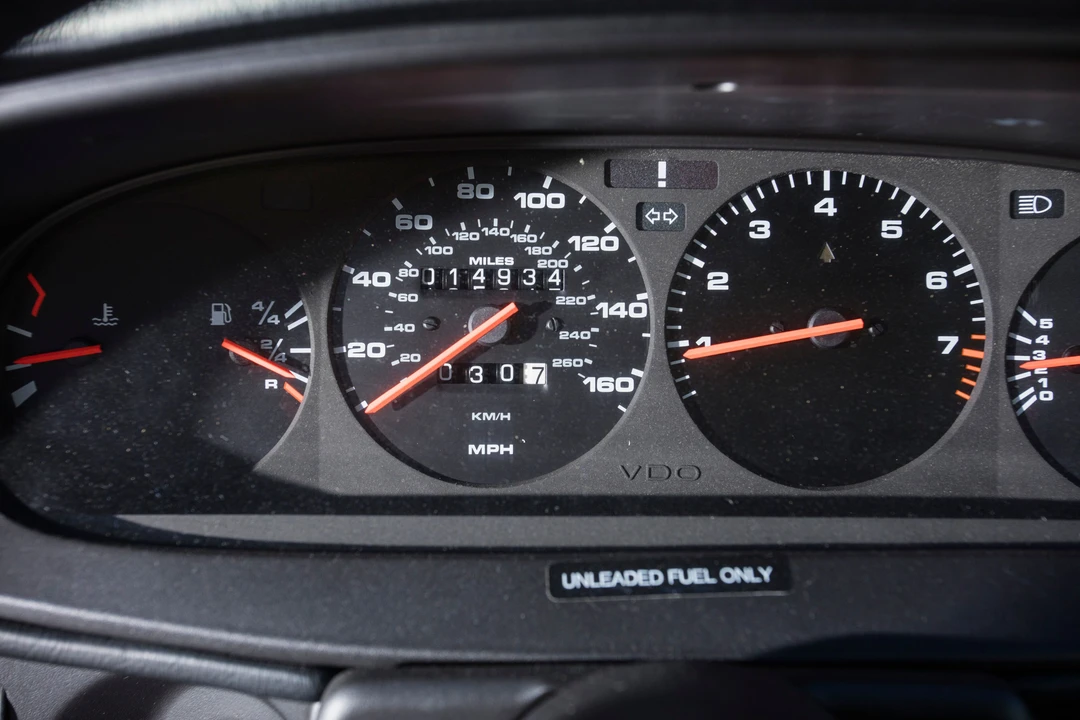 1987 Porsche 944 S - Image 16 of 31