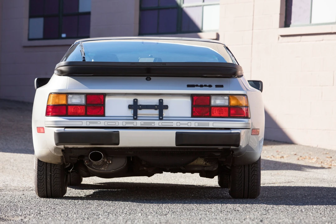 1987 Porsche 944 S - Image 5 of 31