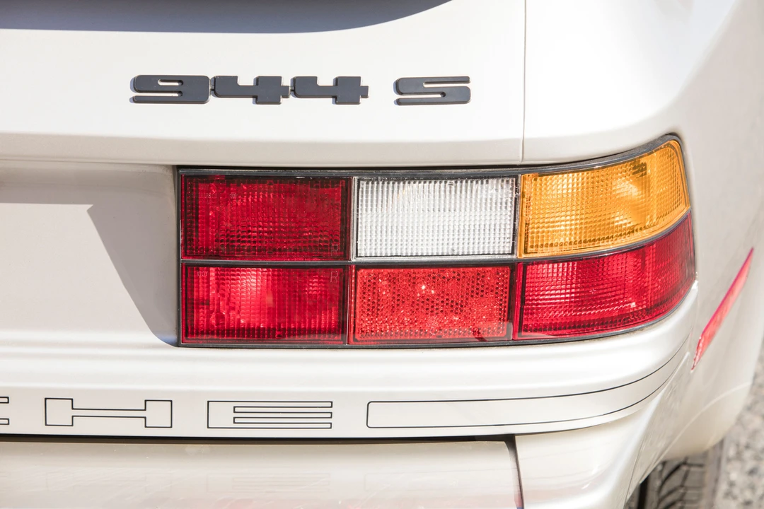 1987 Porsche 944 S - Image 23 of 31