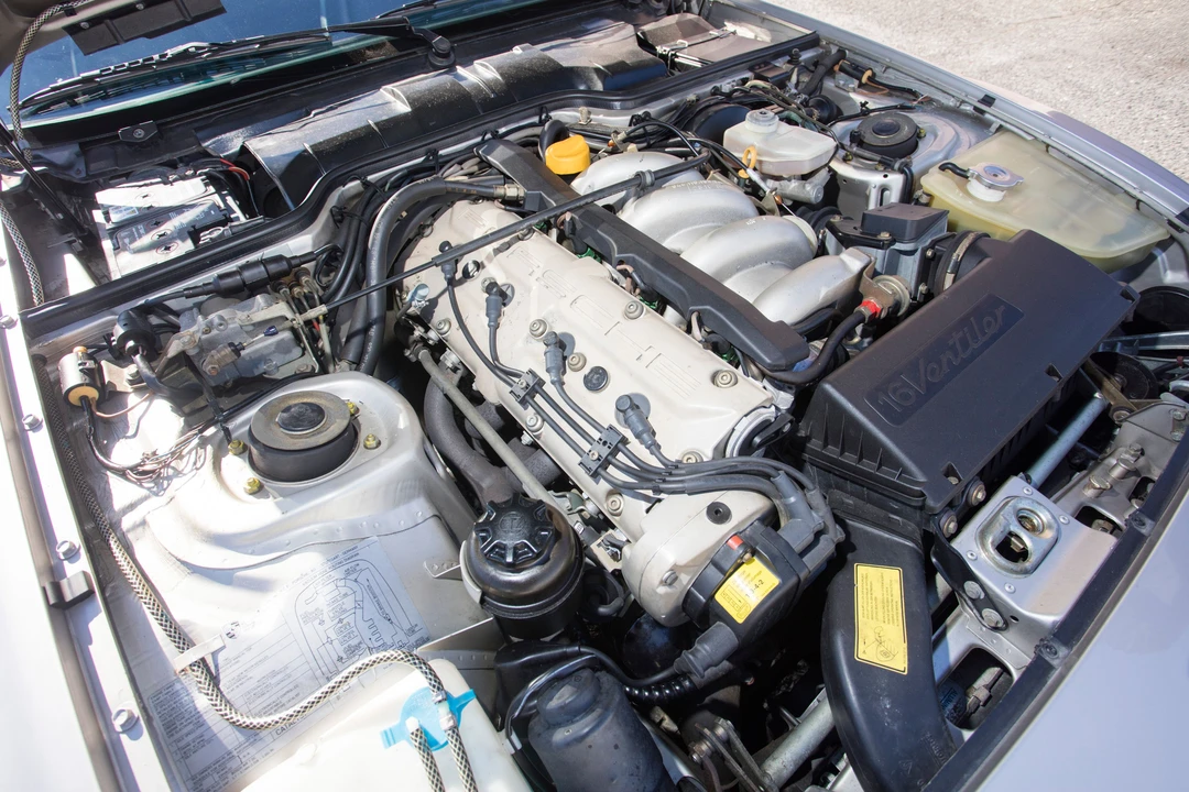 1987 Porsche 944 S - Image 14 of 31