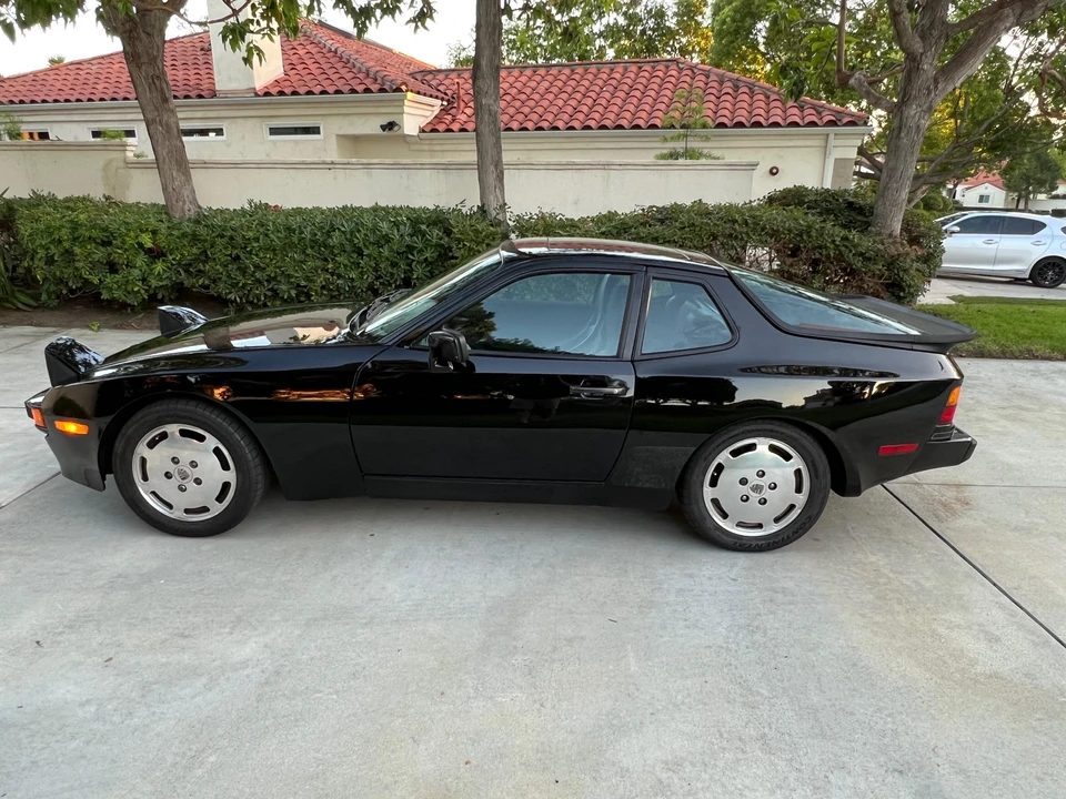 1987 Porsche 944 S - Image 13 of 31