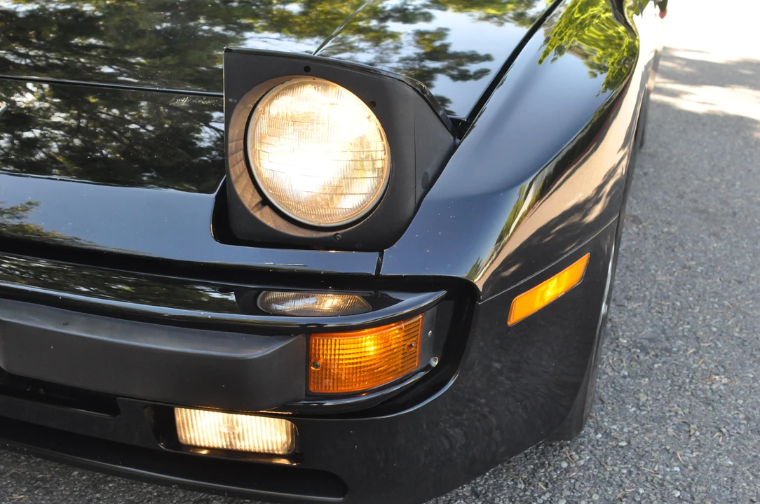 1987 Porsche 944 S - Image 30 of 31