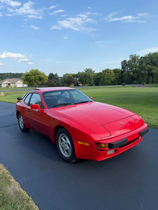 1987 Porsche 944 S - Image 2 of 12