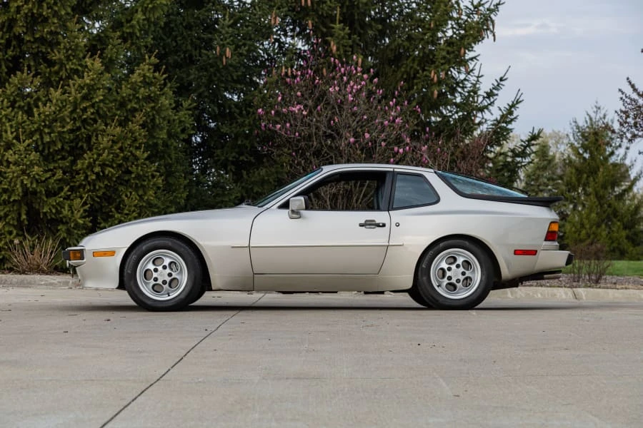 1987 Porsche 944 S - Image 25 of 31