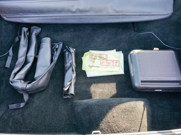 1987 Porsche 944 S - Image 25 of 31