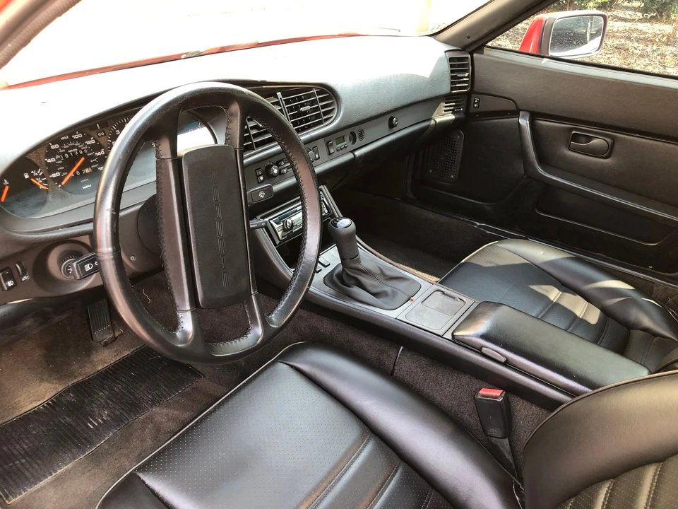 1987 Porsche 944 S - Image 6 of 9