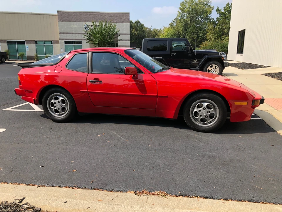 1987 Porsche 944 S - Image 4 of 9