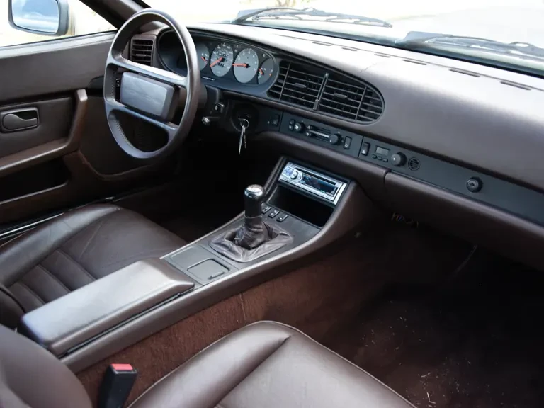 1987 Porsche 944 S - Image 10 of 31
