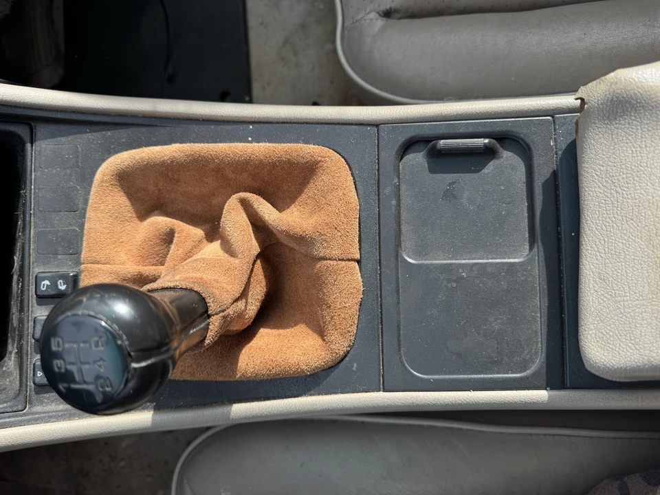 1987 Porsche 944 S - Image 11 of 21