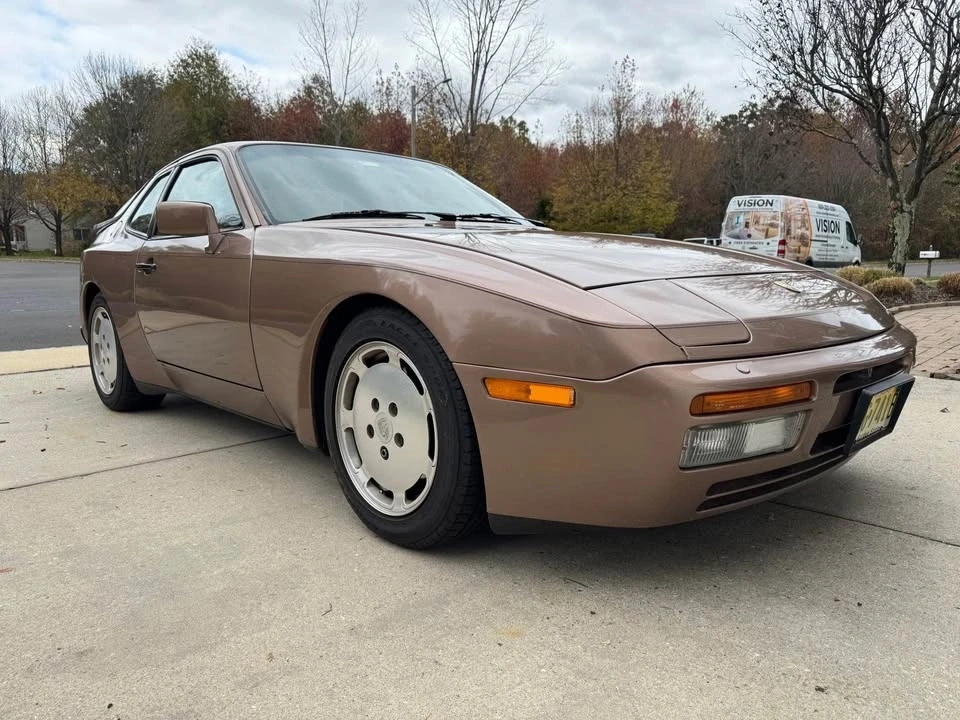 1987 Porsche 944 Turbo - Image 2 of 11