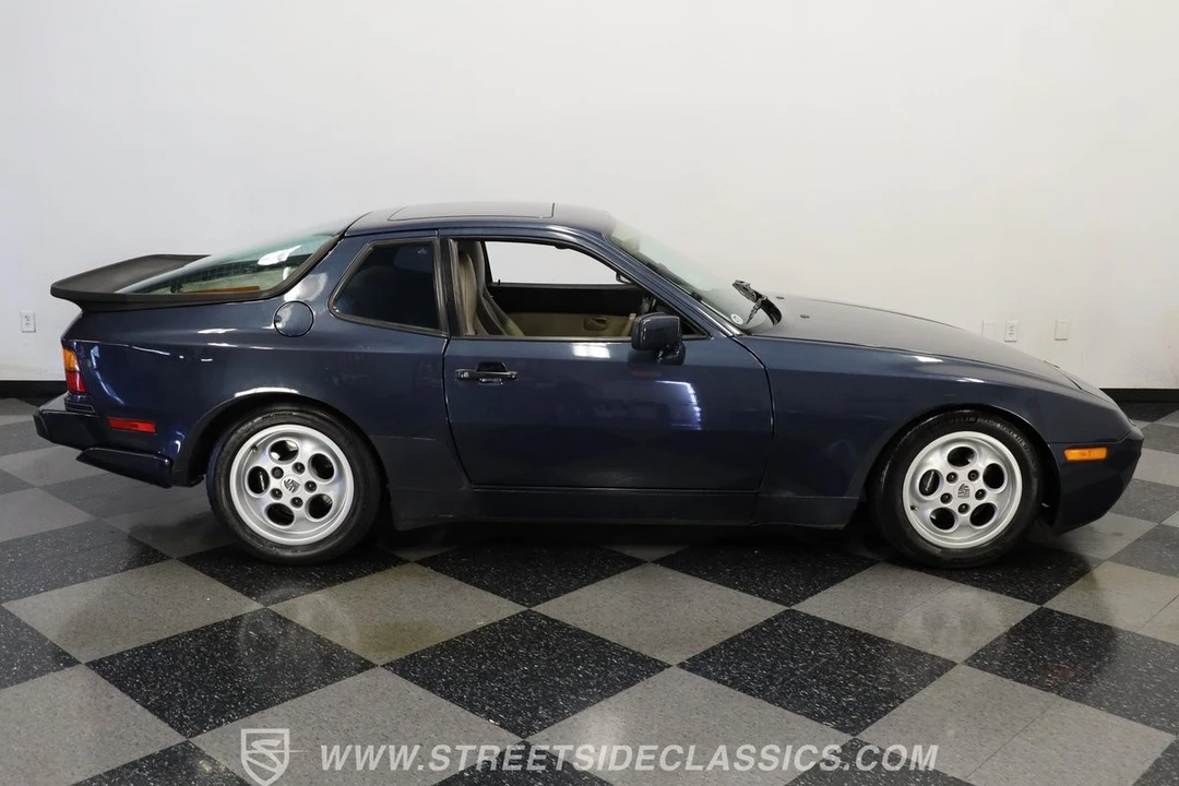 1987 Porsche 944 Turbo - Image 12 of 21