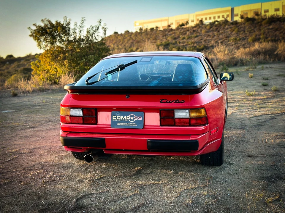 1987 Porsche 944 Turbo - Image 22 of 31