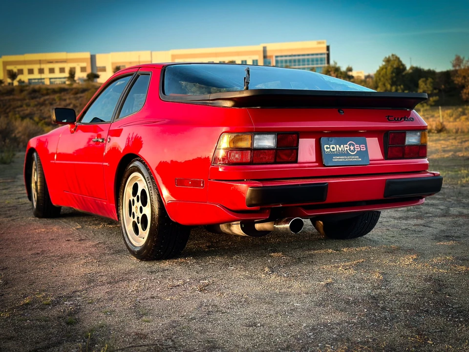 1987 Porsche 944 Turbo - Image 18 of 31