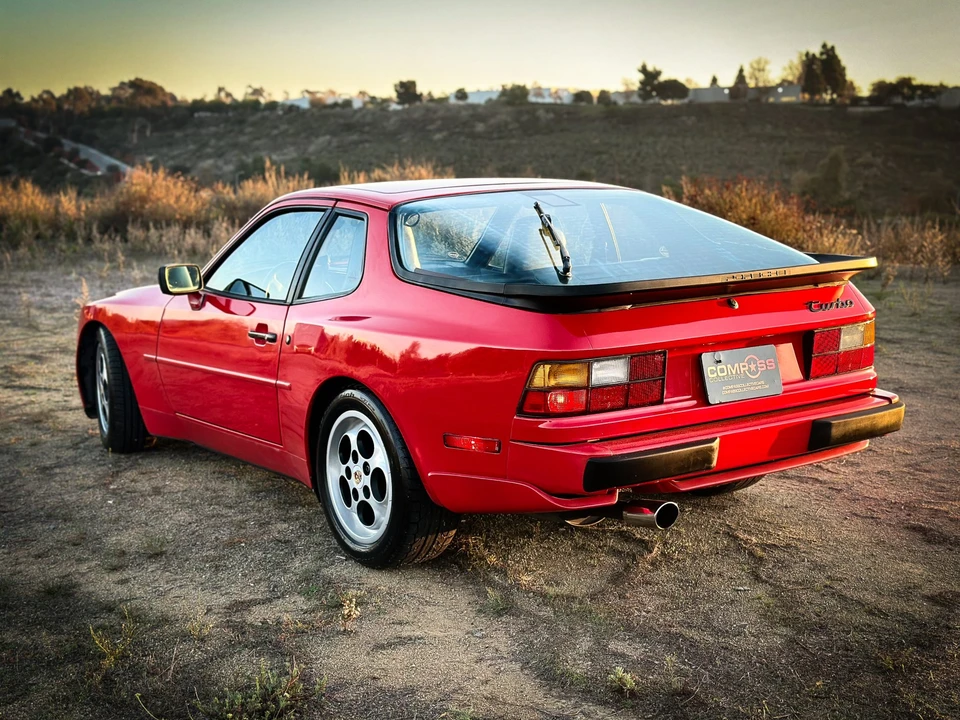 1987 Porsche 944 Turbo - Image 15 of 31