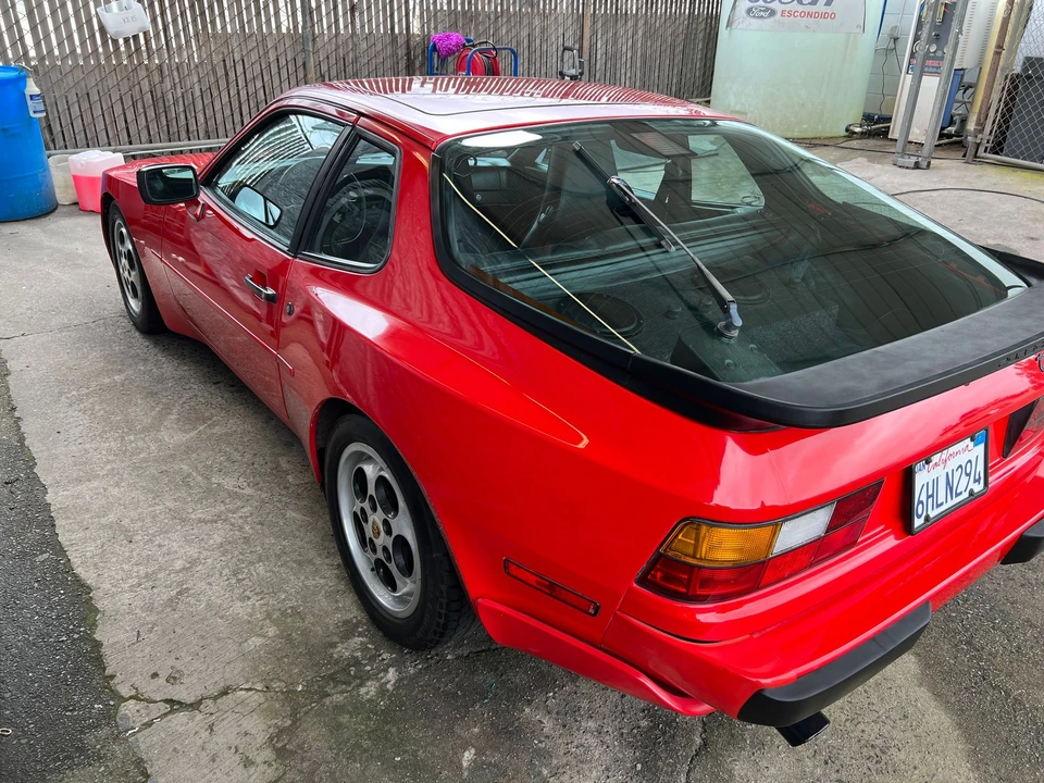 1987 Porsche 944 Turbo - Image 11 of 15