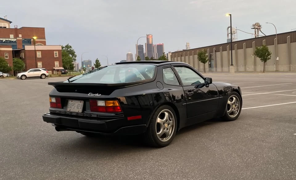 1987 Porsche 944 Turbo - Image 2 of 10