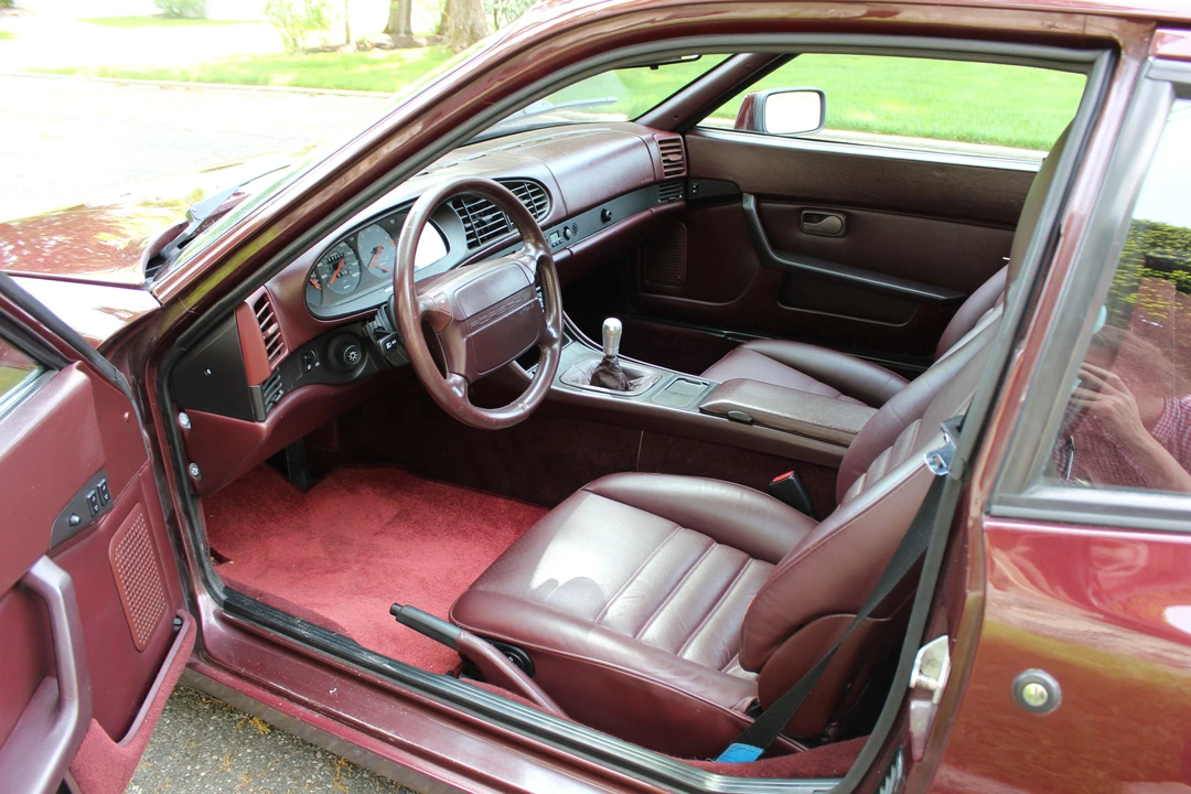 1987 Porsche 944 Turbo - Image 17 of 30