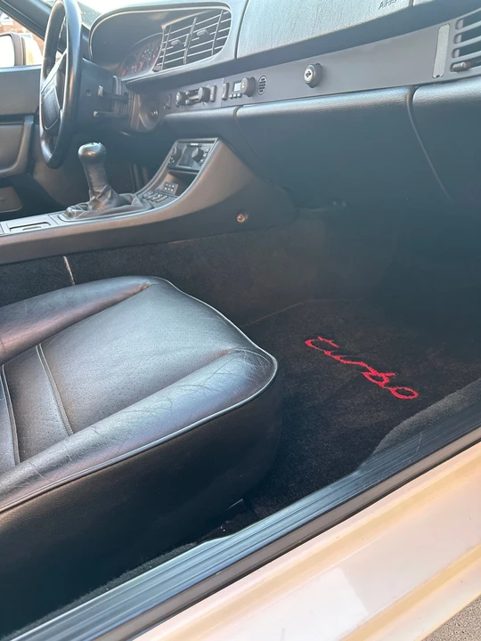 1987 Porsche 944 Turbo - Image 10 of 31