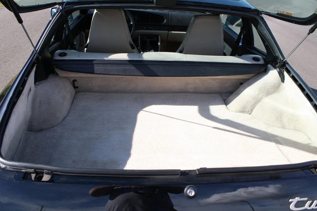 1987 Porsche 944 Turbo - Image 22 of 28