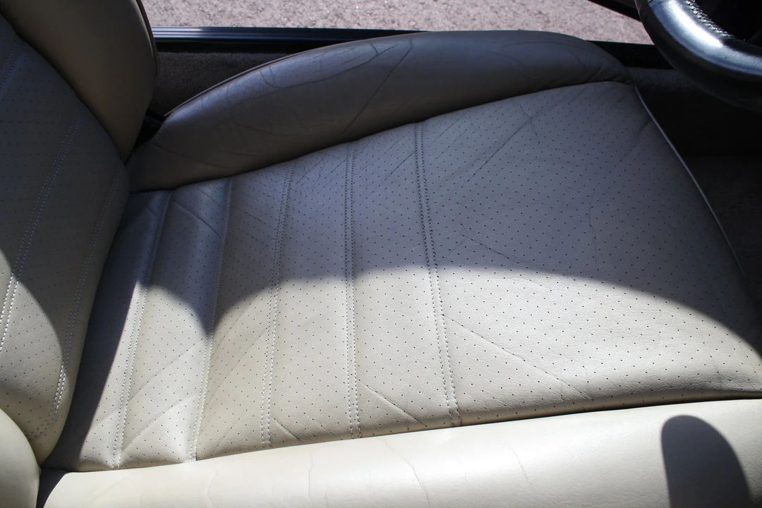 1987 Porsche 944 Turbo - Image 14 of 28