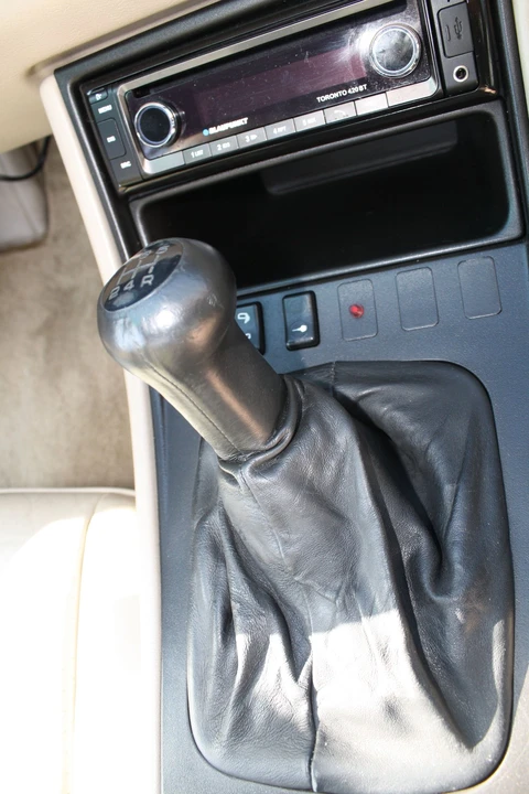 1987 Porsche 944 Turbo - Image 28 of 28
