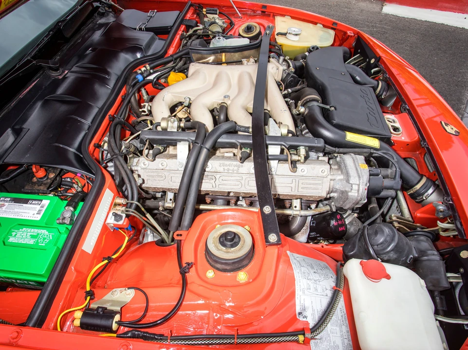 1987 Porsche 944 Turbo - Image 10 of 28