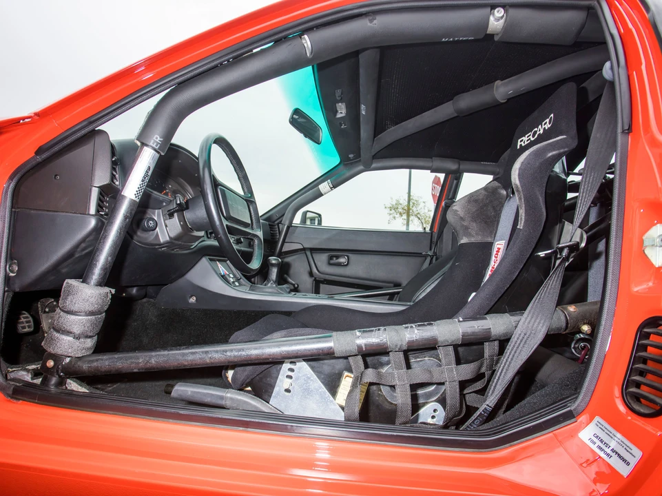 1987 Porsche 944 Turbo - Image 17 of 28
