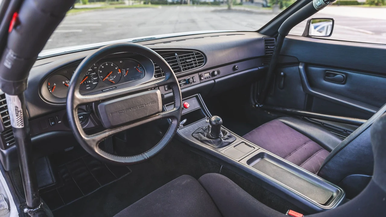 1987 Porsche 944 - Image 6 of 31