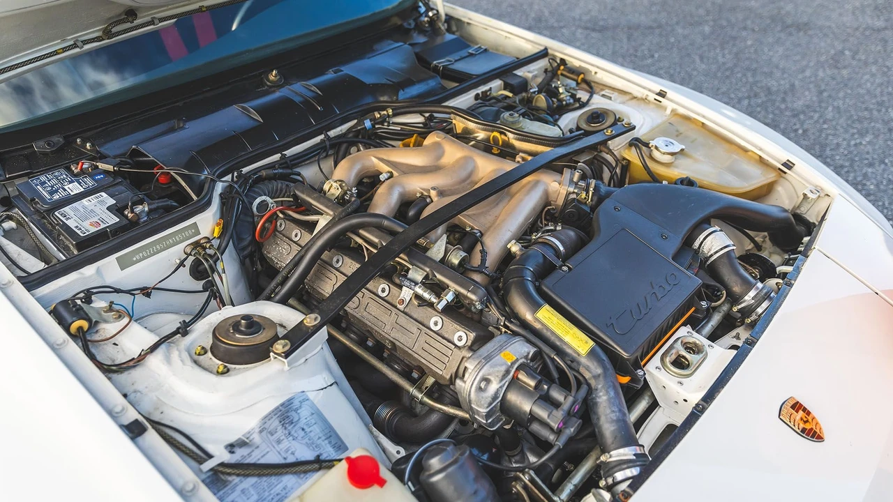 1987 Porsche 944 - Image 9 of 31