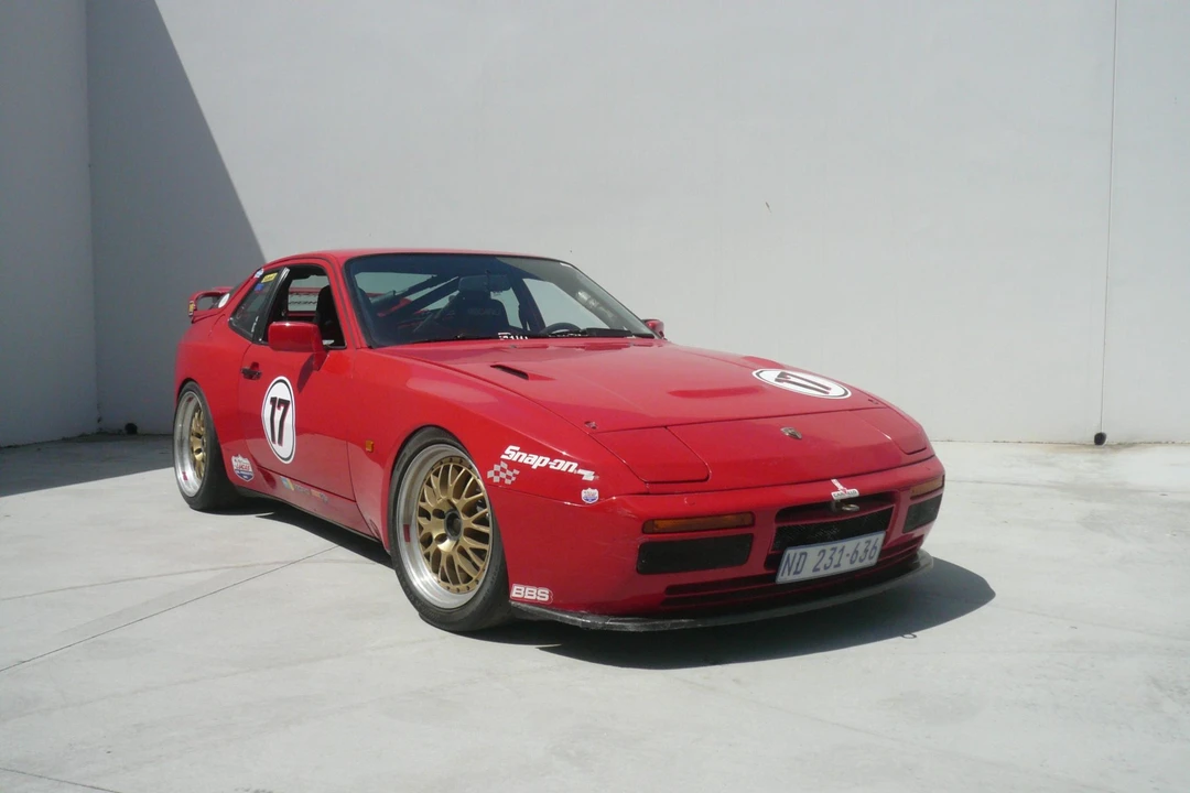 1987 Porsche 944 Turbo - Image 2 of 31