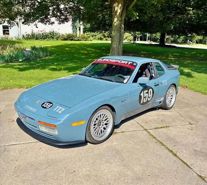 1987 Porsche 944 Turbo LS2