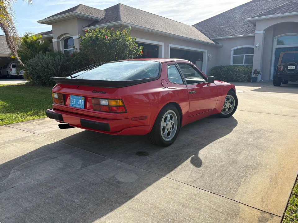 1987 Porsche 944 Turbo - Image 4 of 30