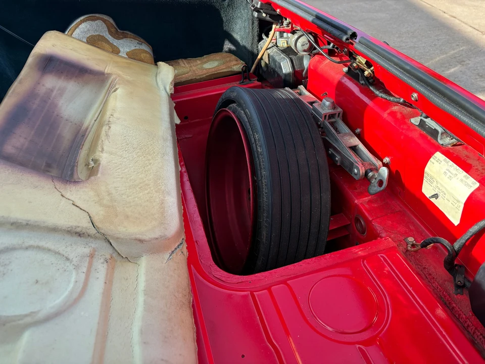 1987 Porsche 944 Turbo - Image 13 of 30