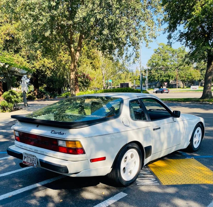 1987 Porsche 944 Turbo - Image 3 of 6