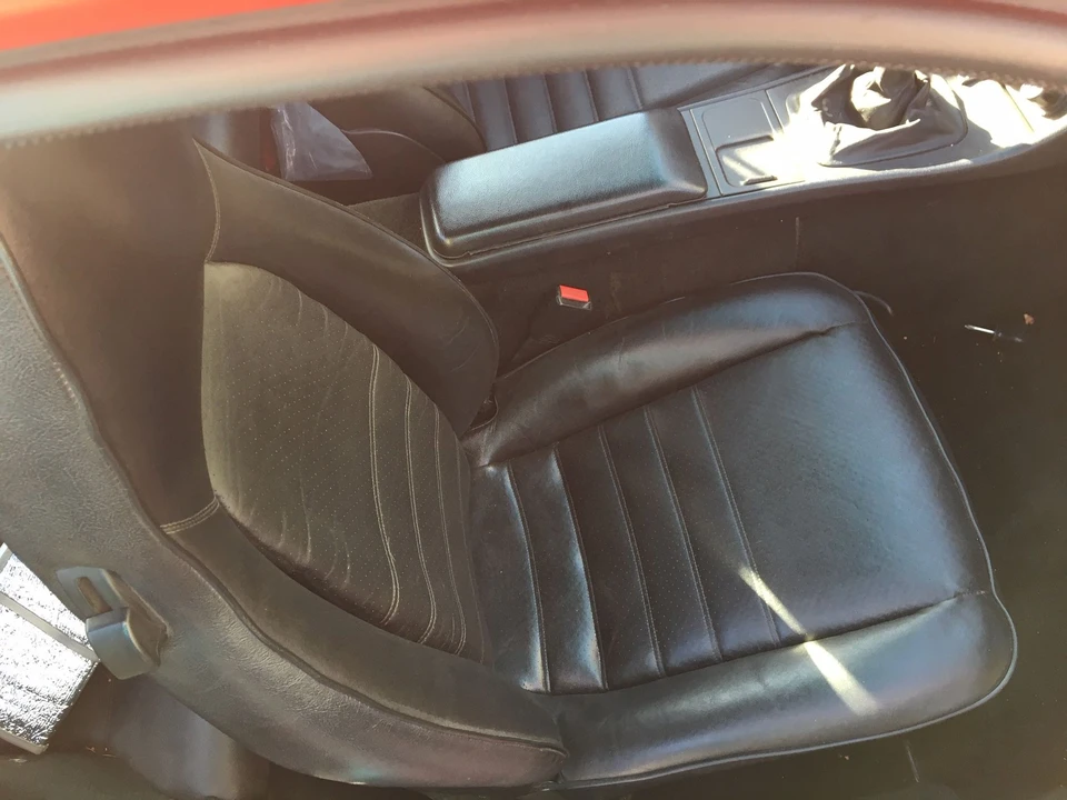 1987 Porsche 944 Turbo - Image 8 of 11
