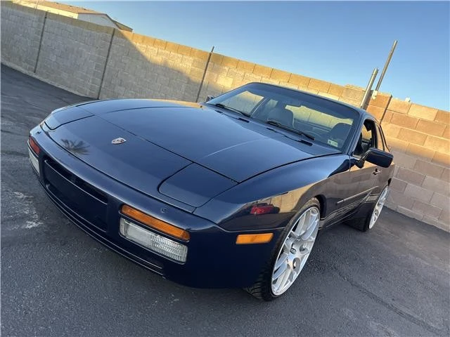 1987 Porsche 944 Turbo - Image 9 of 12