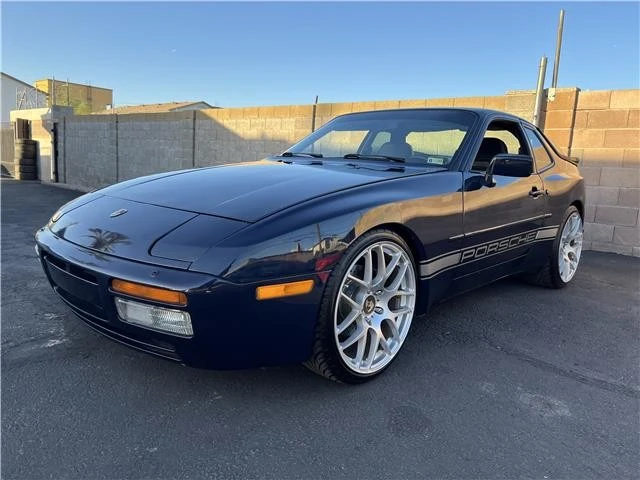1987 Porsche 944 Turbo - Image 11 of 12