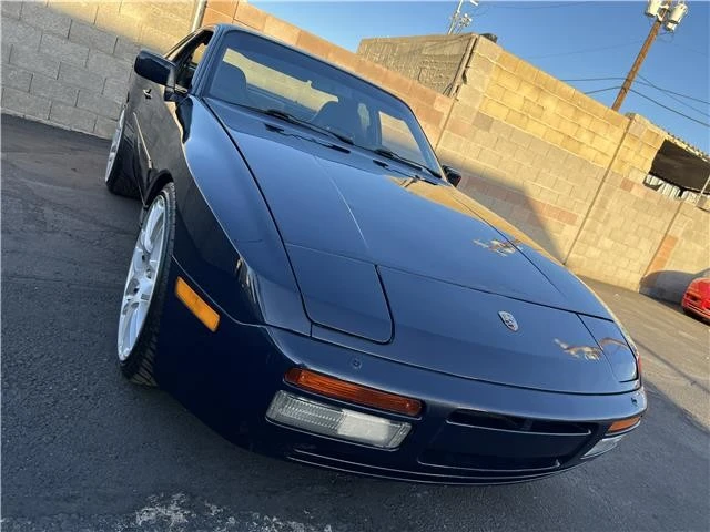 1987 Porsche 944 Turbo - Image 10 of 12