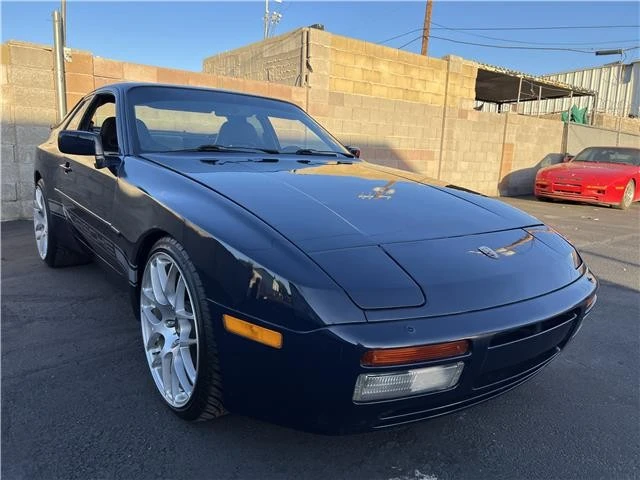 1987 Porsche 944 Turbo - Image 2 of 12