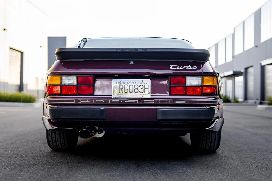 1987 Porsche 944 Turbo - Image 17 of 31