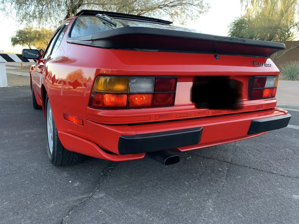 1987 Porsche 944 Turbo - Image 12 of 31