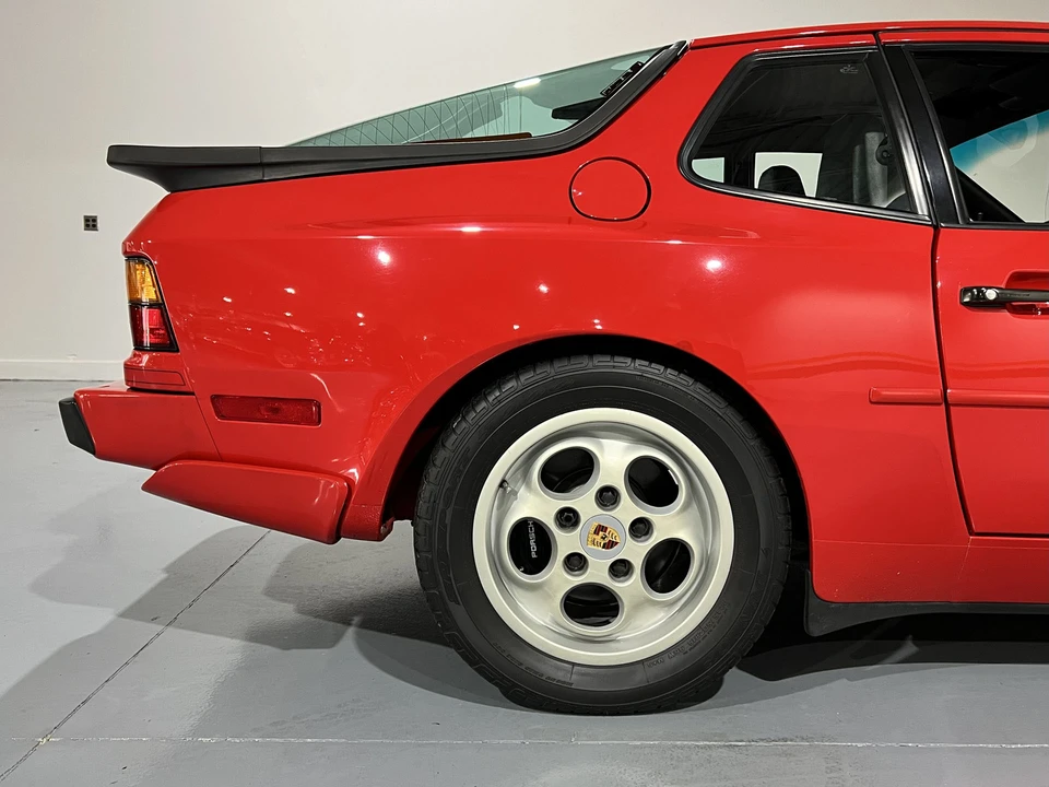 1987 Porsche 944 Turbo - Image 23 of 31