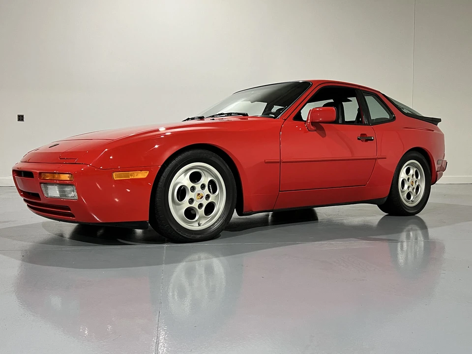 1987 Porsche 944 Turbo - Image 8 of 31