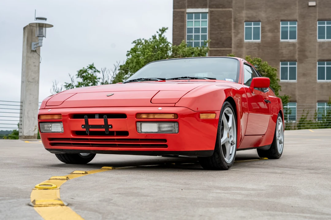 1987 Porsche 944 Turbo - Image 11 of 31