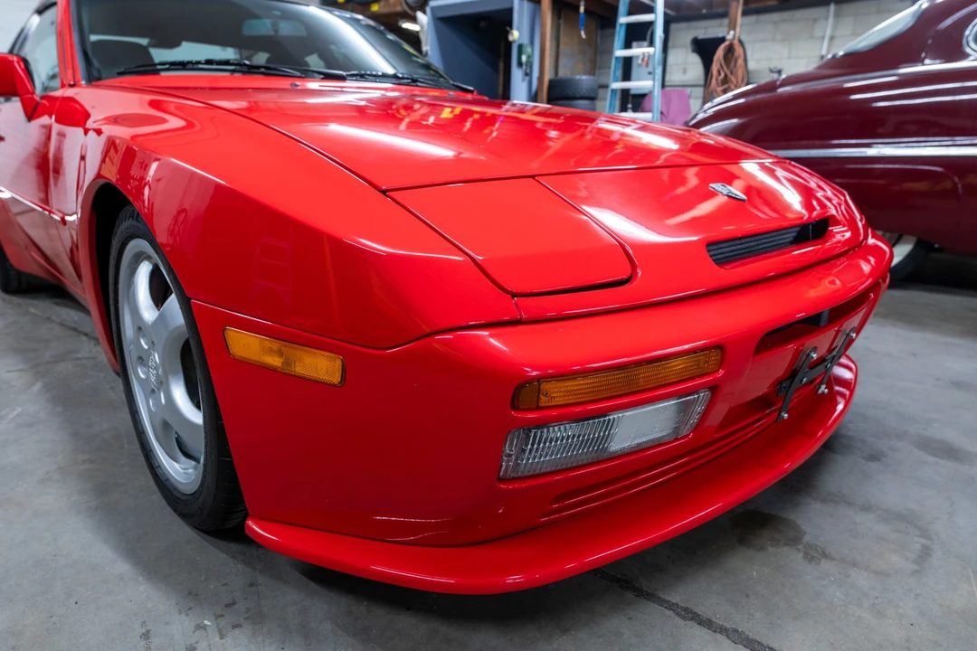 1987 Porsche 944 Turbo - Image 25 of 31
